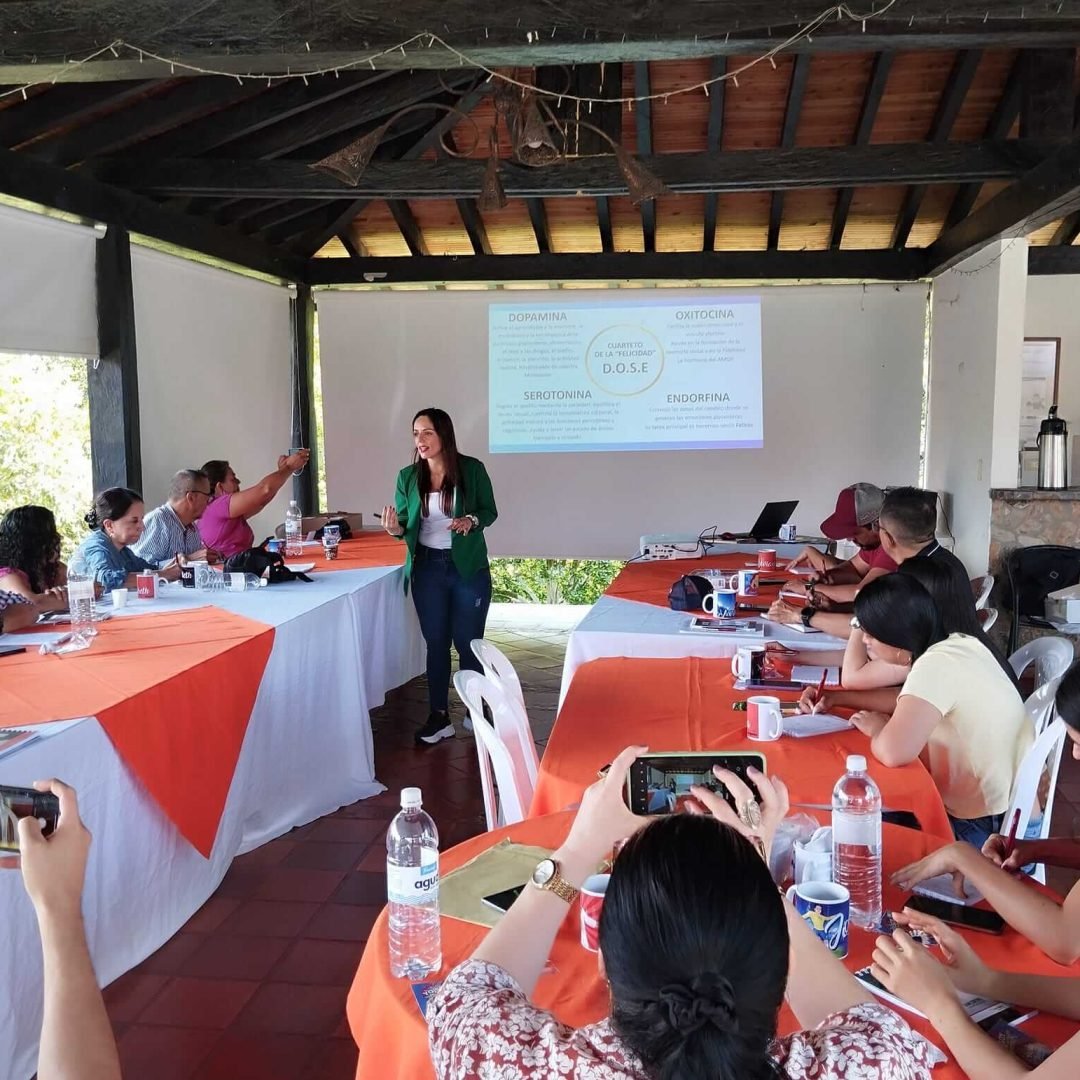 Copia de 2 DISTRIBUIDOR AGROPERCUARIO OCTUBRE 7 DE 2023 MONTENEGRO